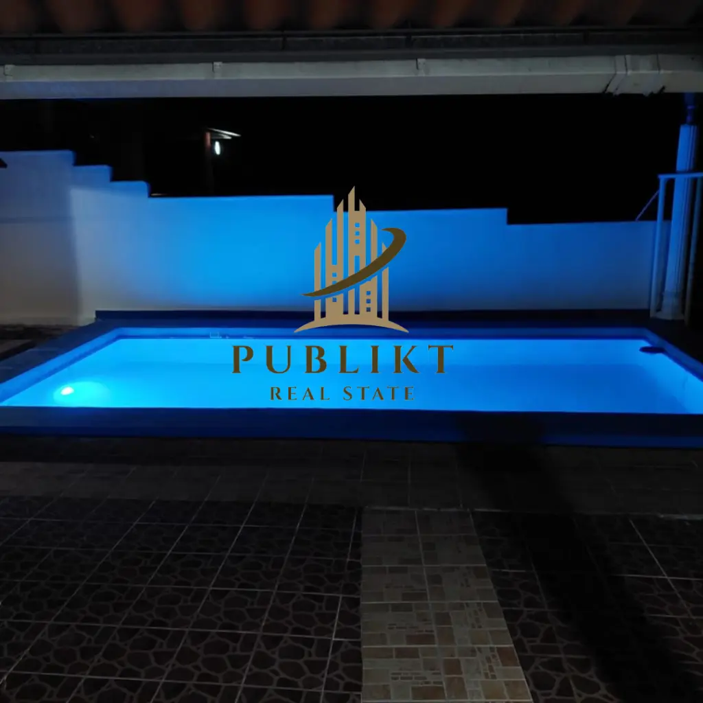 piscina 1.webp
